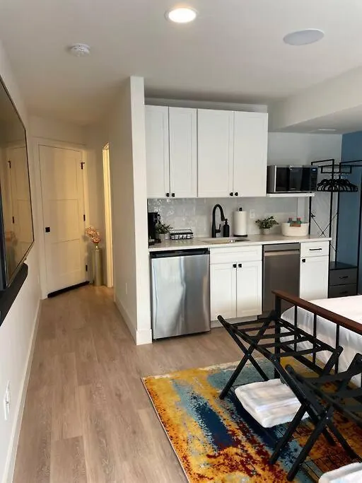Private, Cozy, Suite By Mile High Stadium And Downtown Denver! Denver